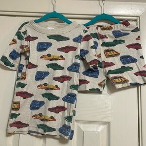 Hanna Andersson Car short sleeve pajamas, size 6–7 100% cotton